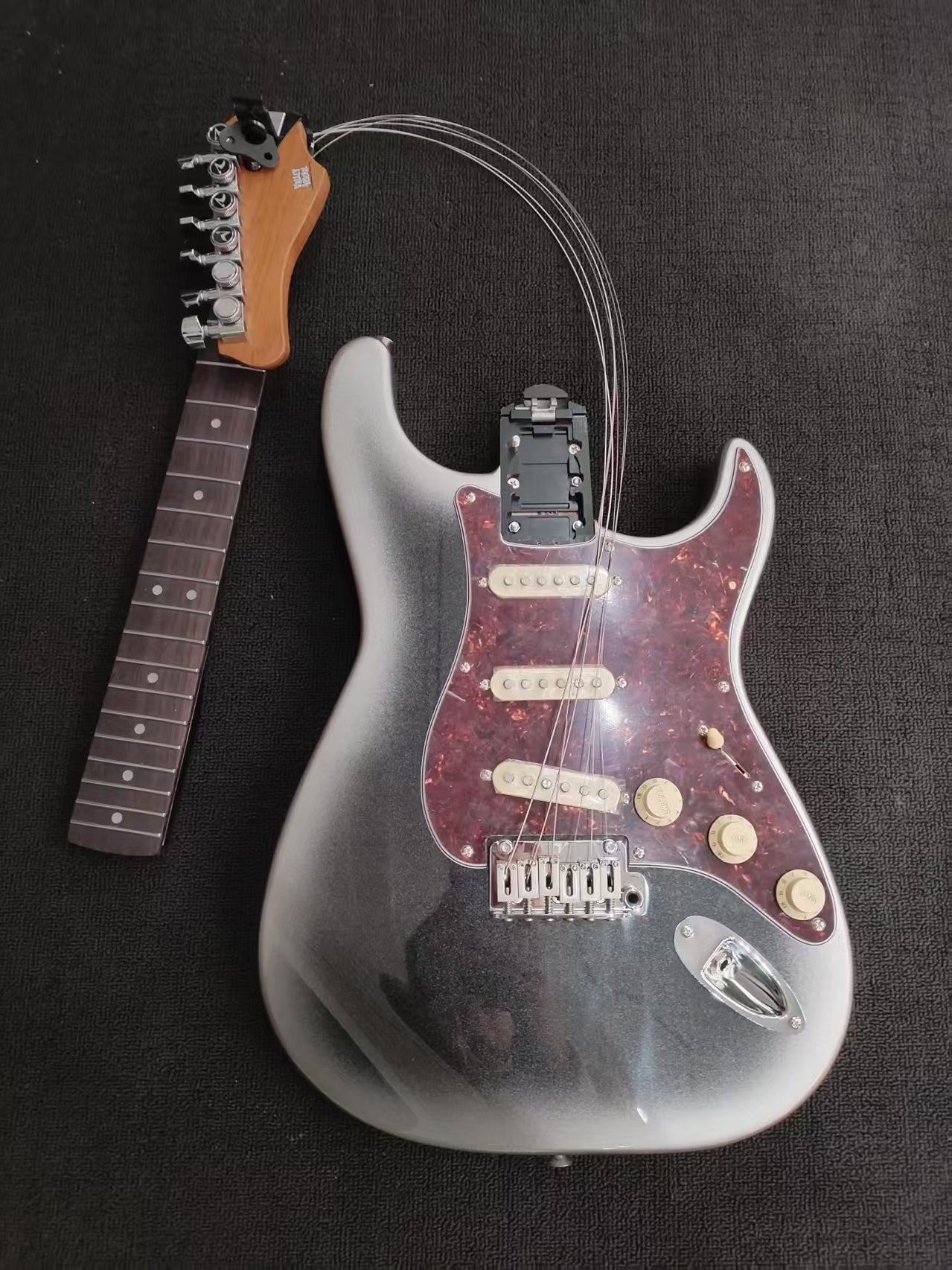 CONVERTIBLECASTER chopper-rm6ms silver night black